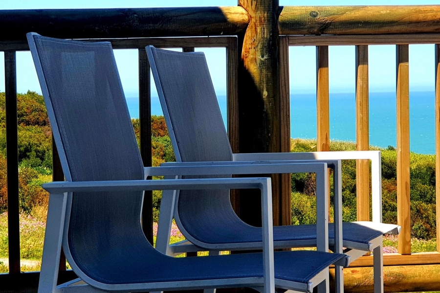 4 Bedroom Property for Sale in Fynbosstrand Western Cape